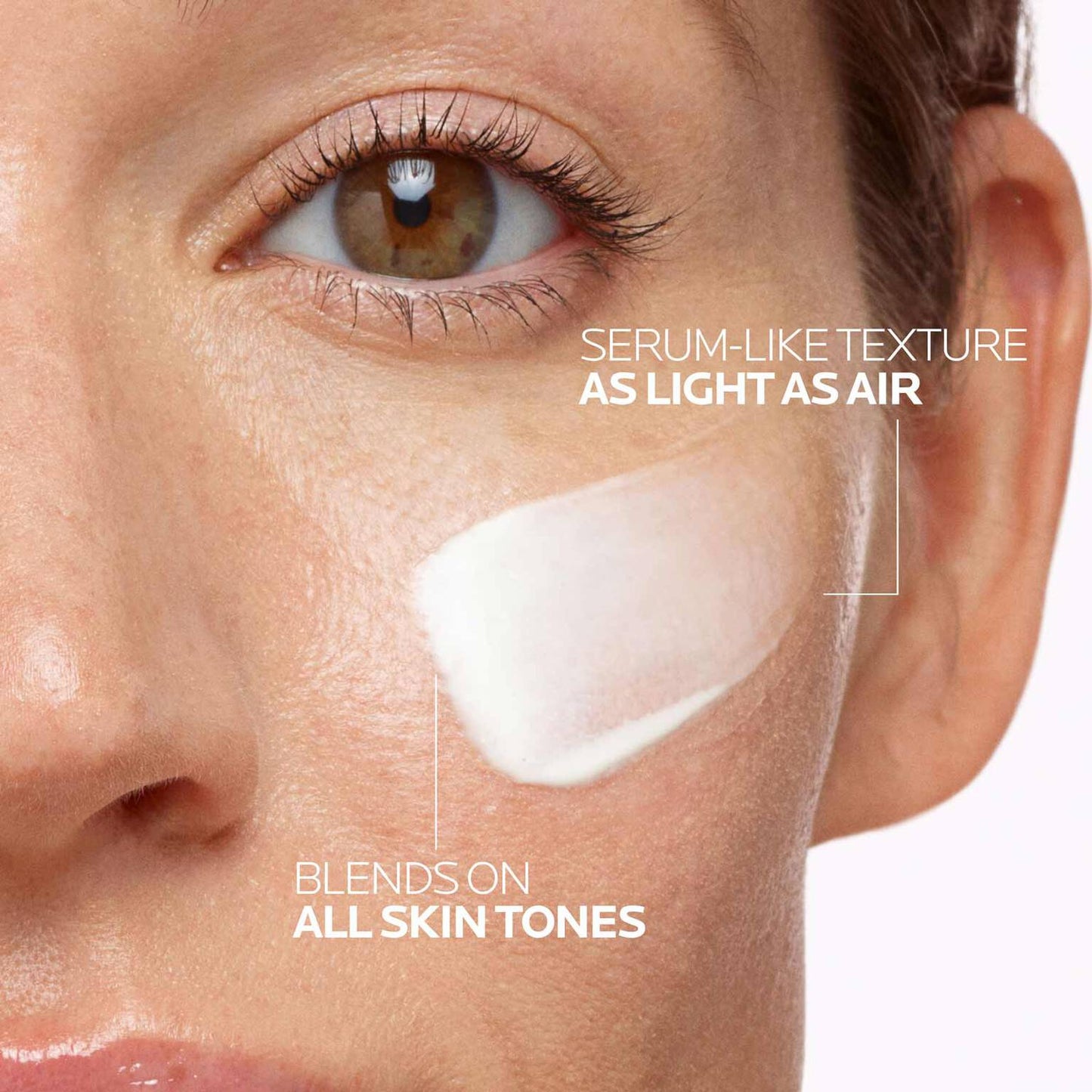 anthelios-uvairtm-spf-50-mineral-serum-sunscreen-t0 07-UVAIRMineral_face-texture-1500.jpg